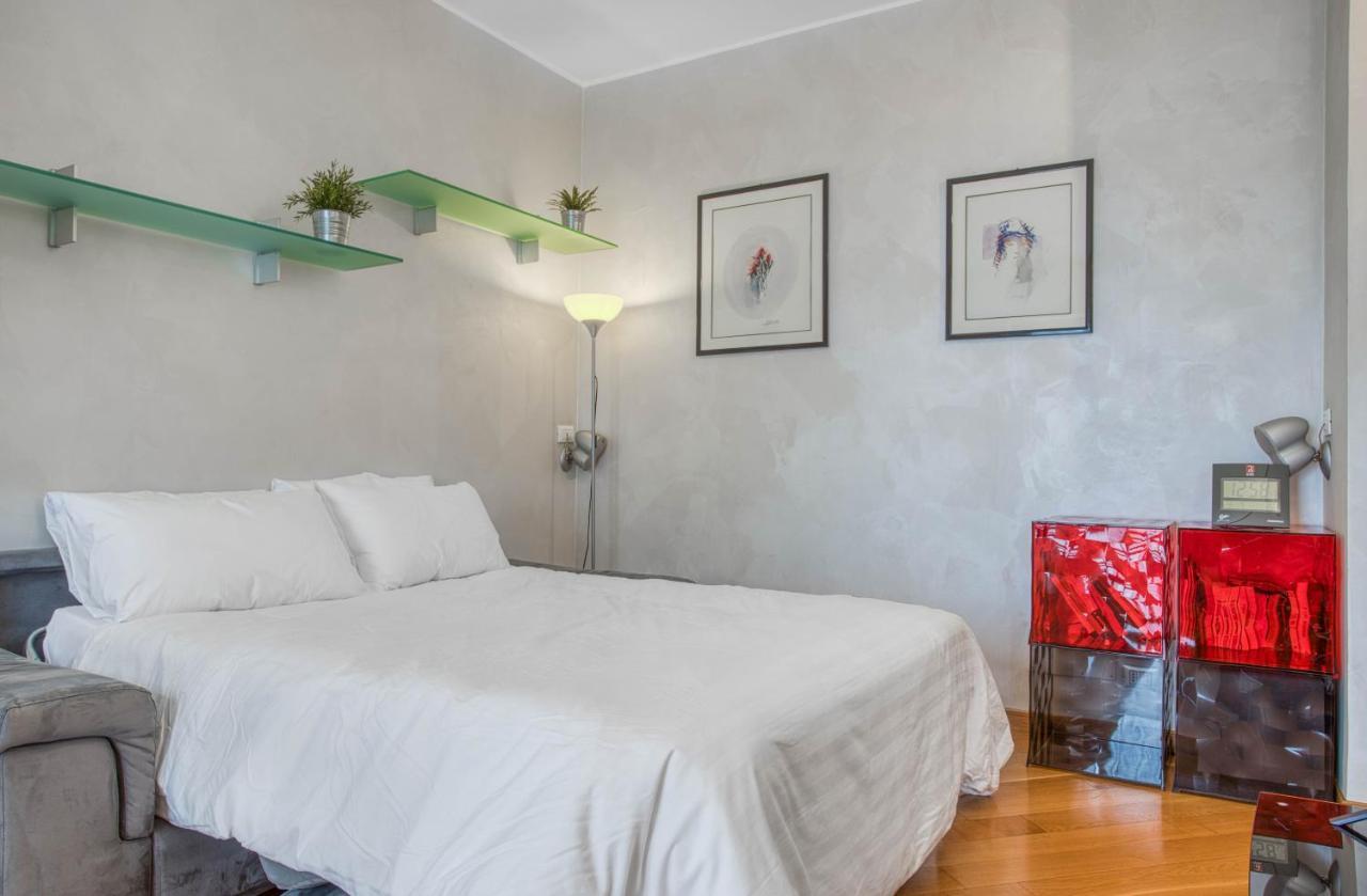 Apartamento Joivy Vibrant Flat With Balcony Milán Exterior foto