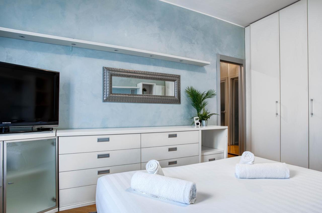 Apartamento Joivy Vibrant Flat With Balcony Milán Exterior foto